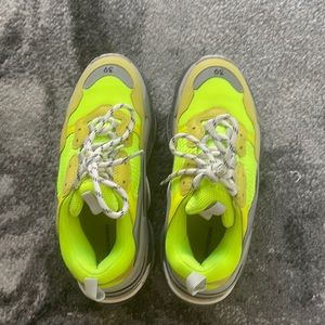 Balenciaga Triple S sneaker Sz 39 wms 9-9.5